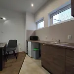Domus Δωμάτια σε οικογενειακή κατοικία *